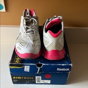 Reebok Men’s ZigTech Pink and Gray Sneakers